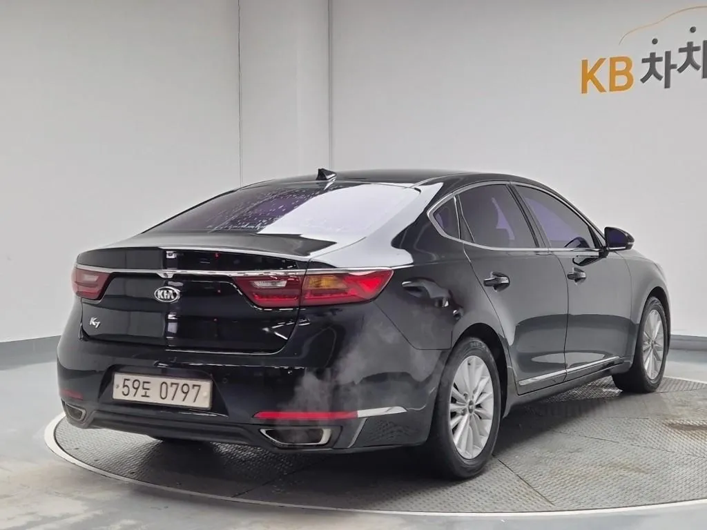 Kia K7 2016 photo 3