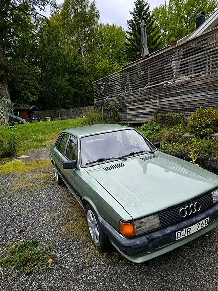 Audi 80 1985 photo 3