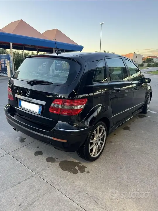 Mercedes-Benz B180 2007 photo 2