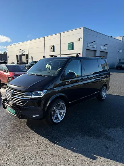 Volkswagen Transporter 2021 photo 2