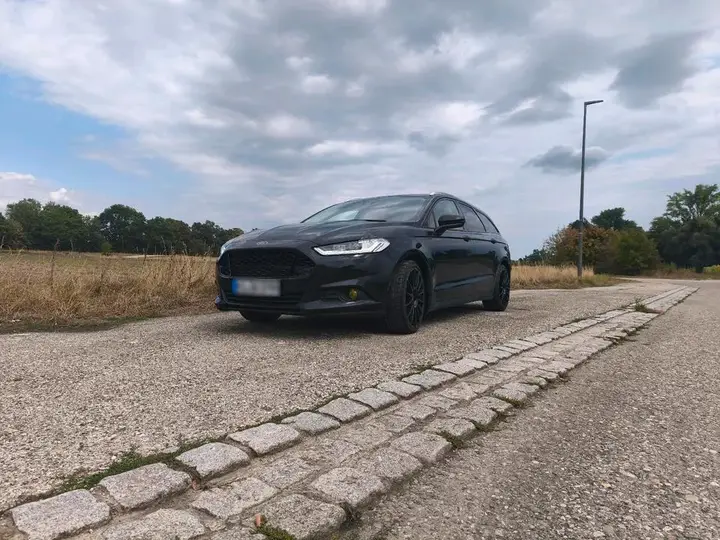 Ford Mondeo Turnier
