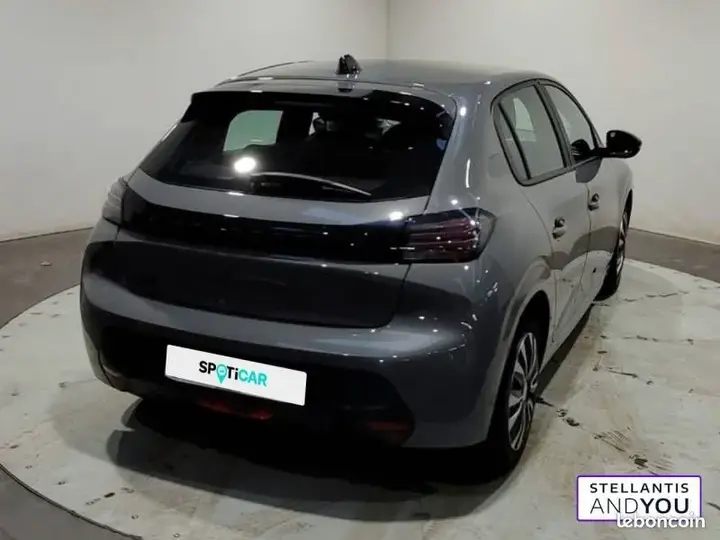 Peugeot 208 2024 photo 5