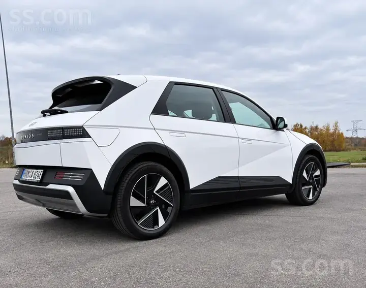Hyundai Ioniq 5 2025 photo 4