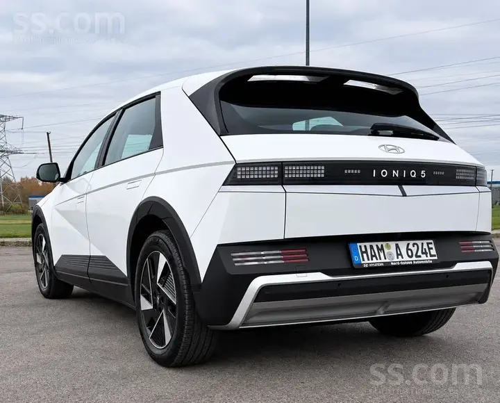 Hyundai Ioniq 5 2025 photo 2