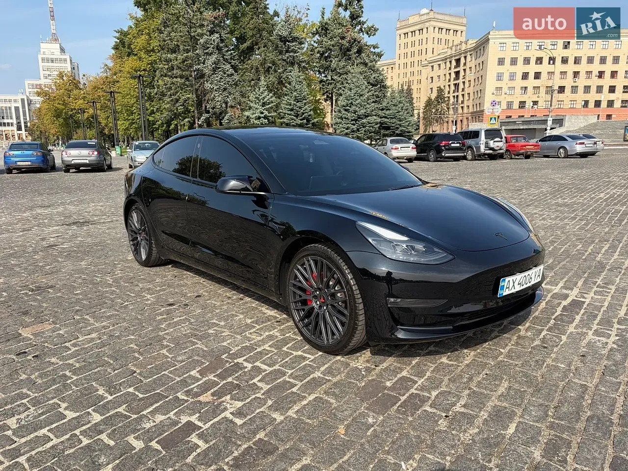 Tesla Model 3 2023 photo 3