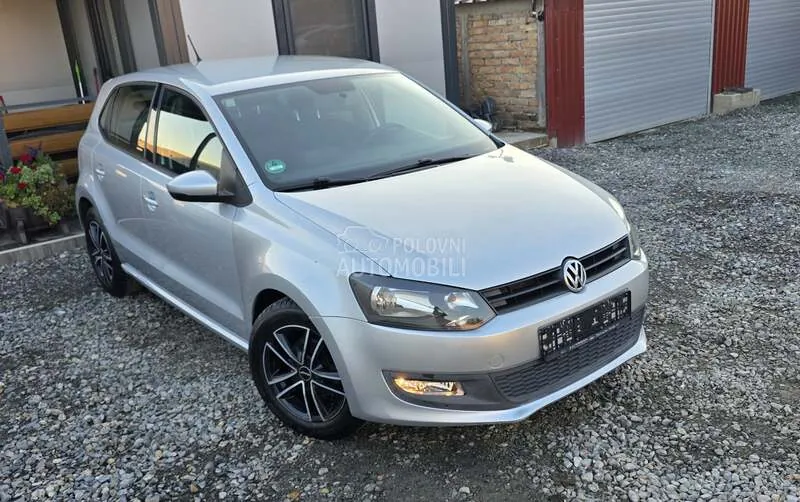 Volkswagen Polo 2010 photo 5