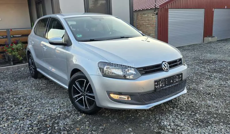 Volkswagen Polo 2010 photo 4