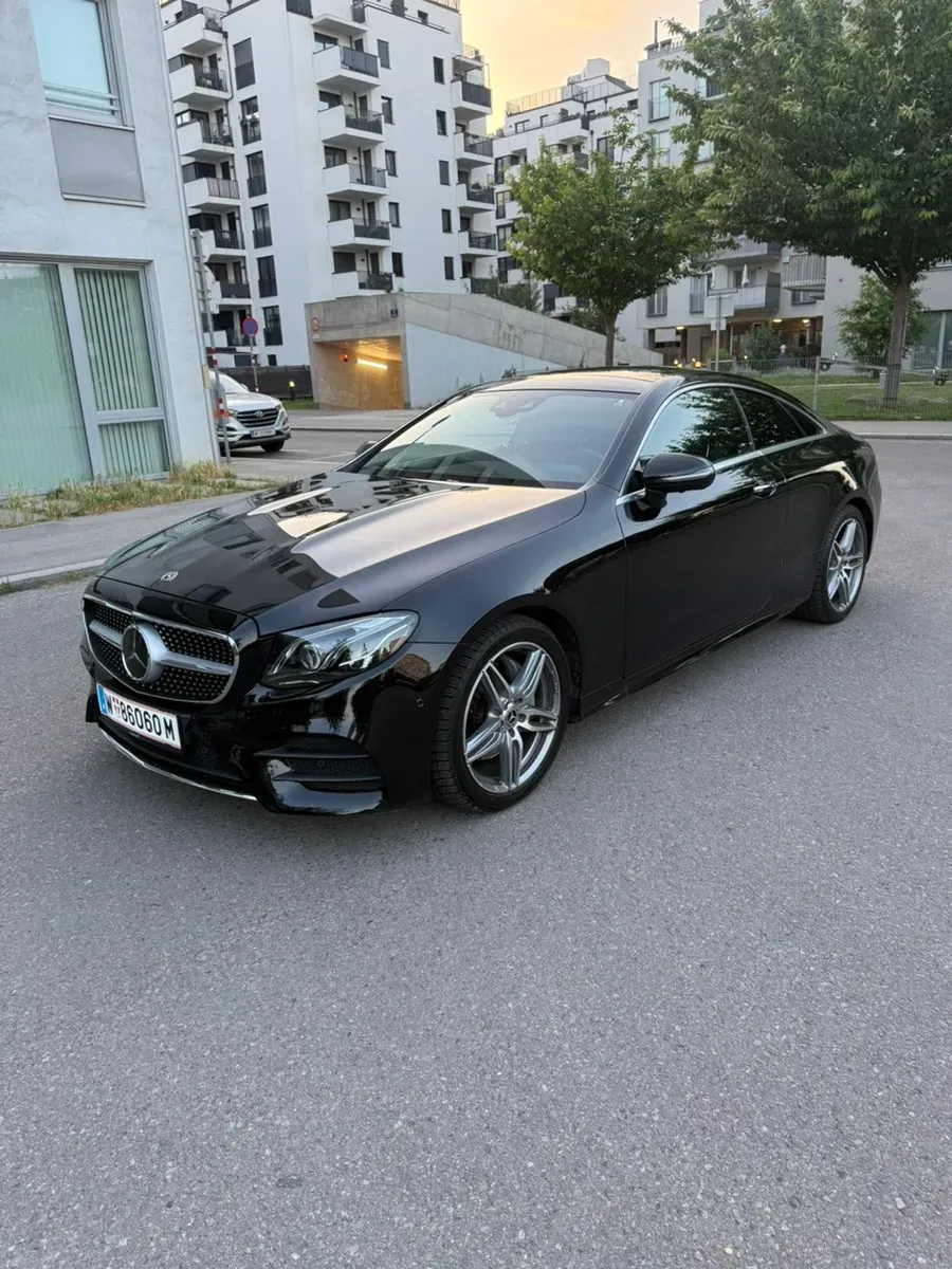 Mercedes-Benz E-Class 2017 photo 2