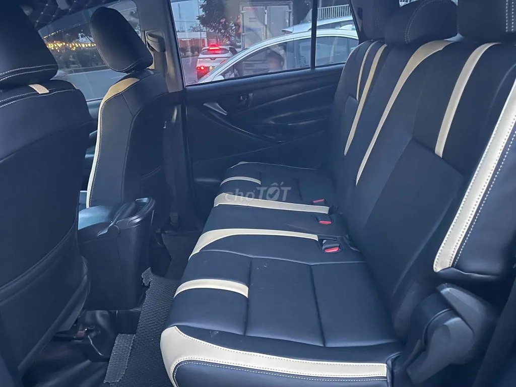 Toyota Innova 2018 photo 5