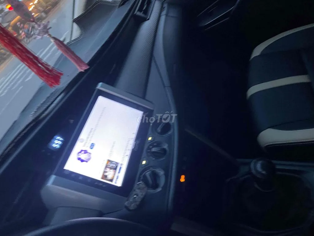 Toyota Innova 2018 photo 3