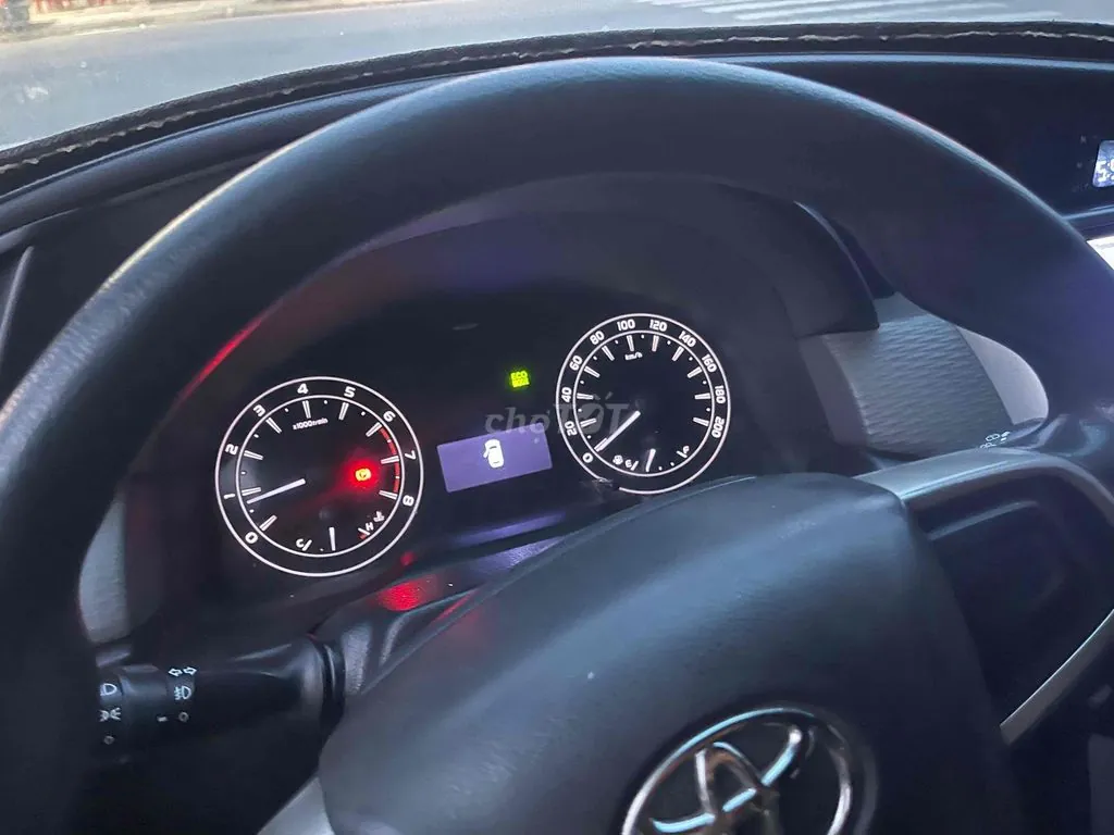 Toyota Innova 2018 photo 2
