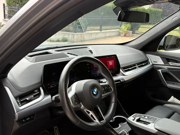 BMW X1 2023 photo 2