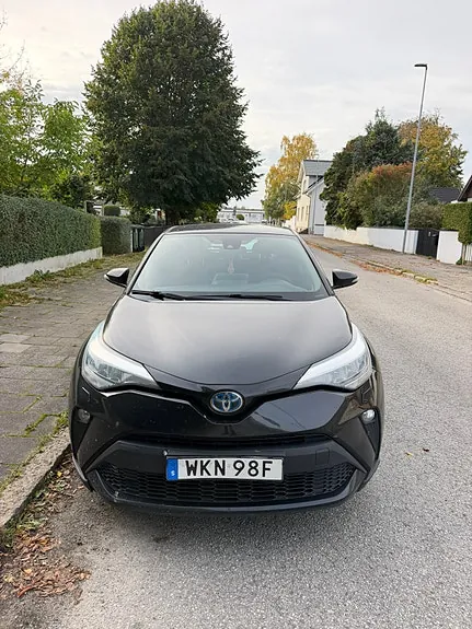 Toyota C-Hr 2020 photo 2