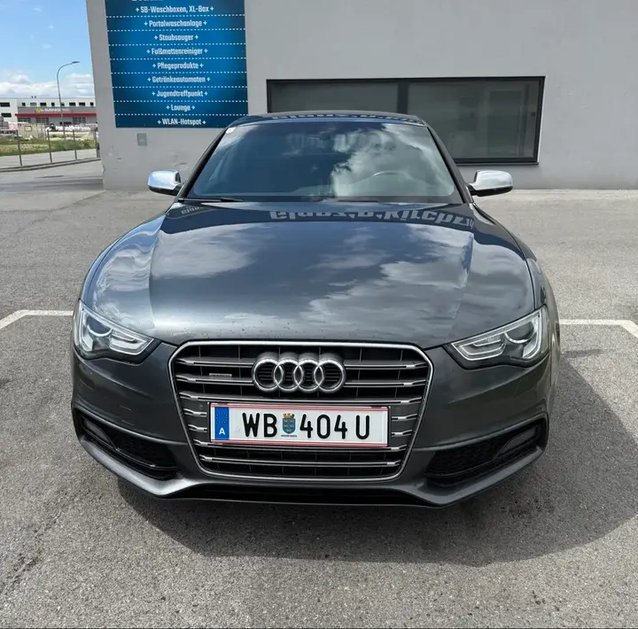 Audi A5 2014 photo 2