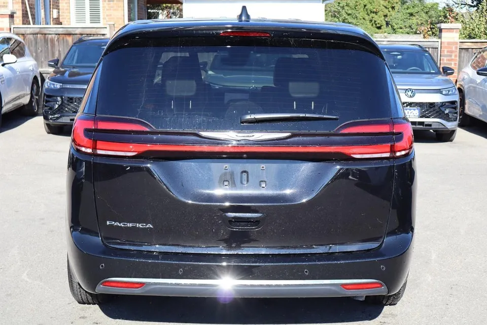 Chrysler Pacifica 2025 photo 5