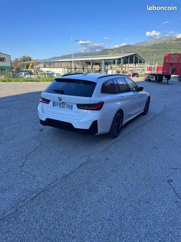 BMW Série 3 2022 photo 2