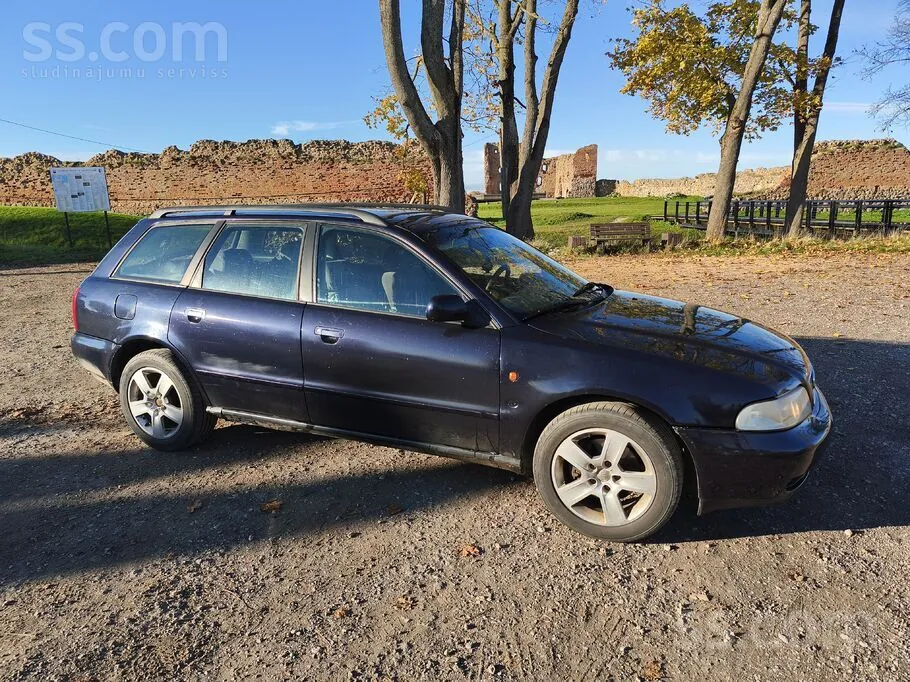 Audi A4 1997 photo 3