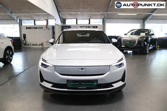 Polestar 2 2024 photo 2