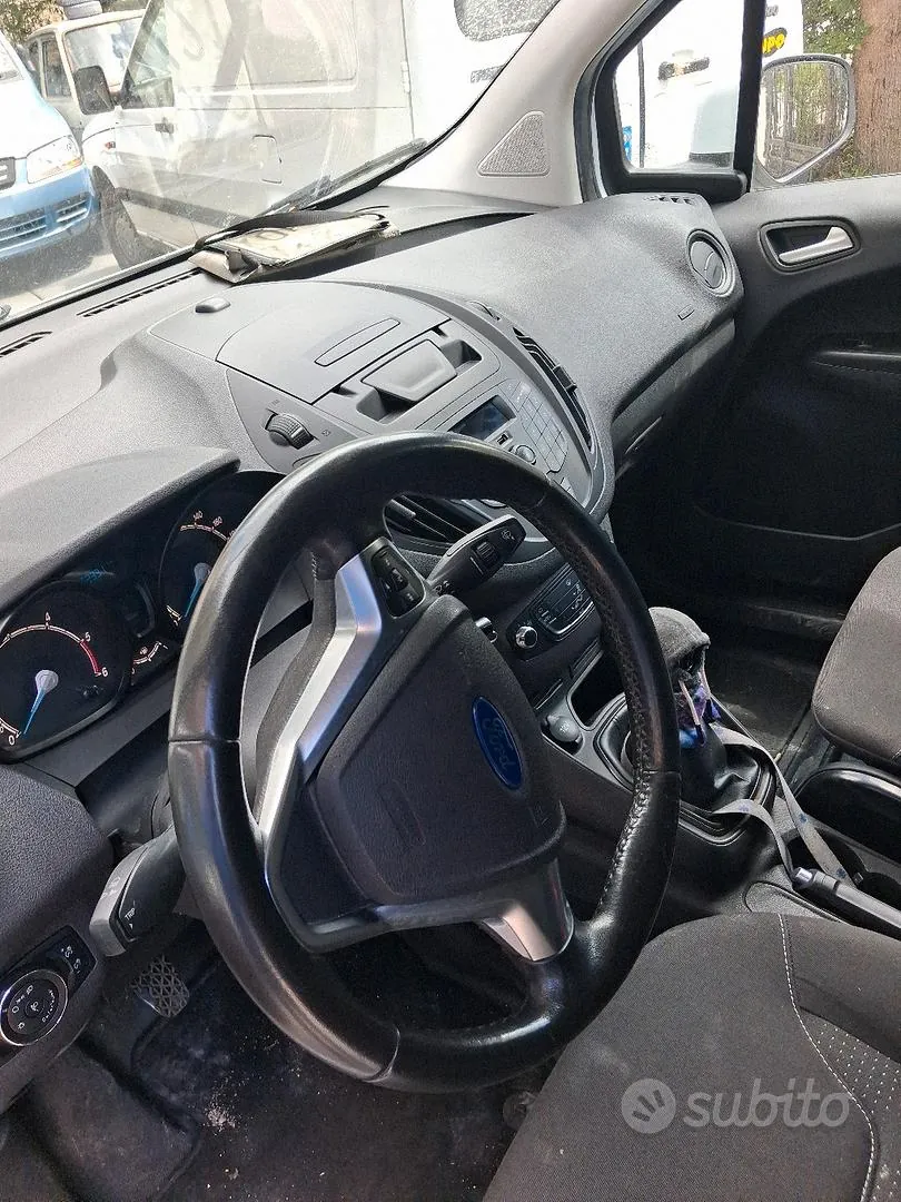 Ford Cousin 2016 photo 2