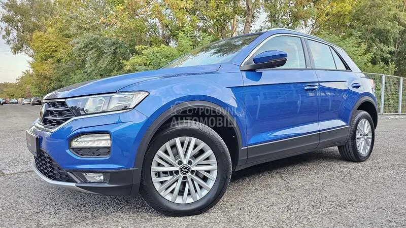 Volkswagen T-Roc 2021 photo 2