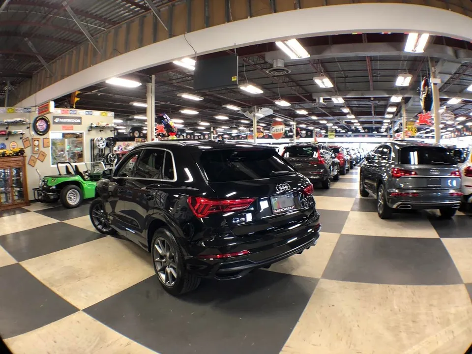 Audi Q3 2020 photo 5