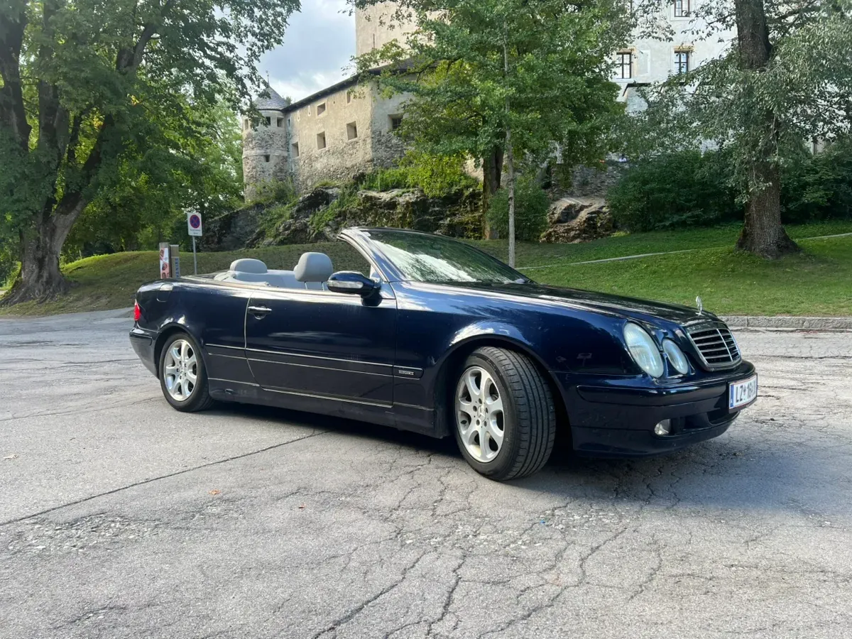 Mercedes-Benz Clk-Class 2001 photo 3