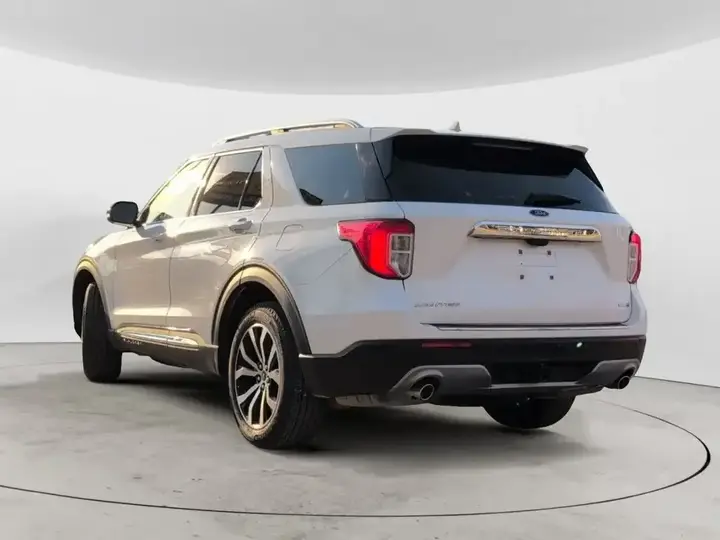 Ford Explorer 2020 photo 4