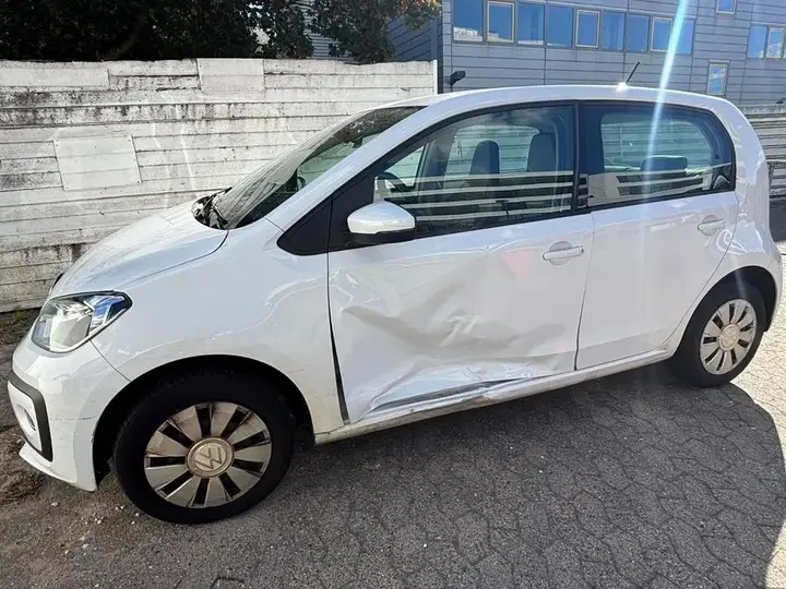 Volkswagen Up