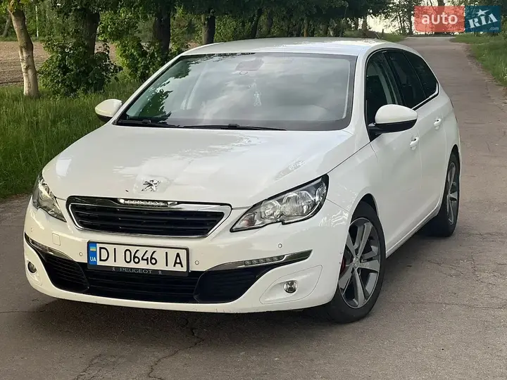 Peugeot 308 2015 photo 3