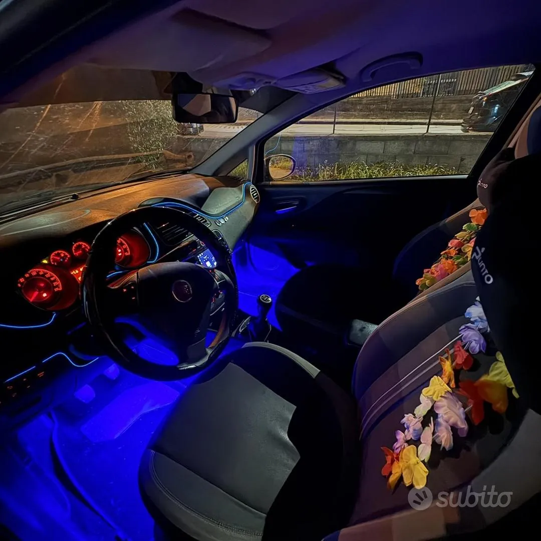 Fiat Grande Punto 2013 photo 3