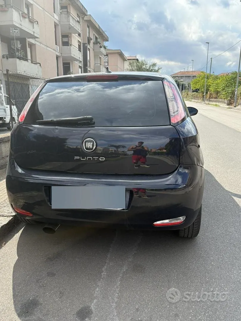Fiat Grande Punto 2013 photo 4