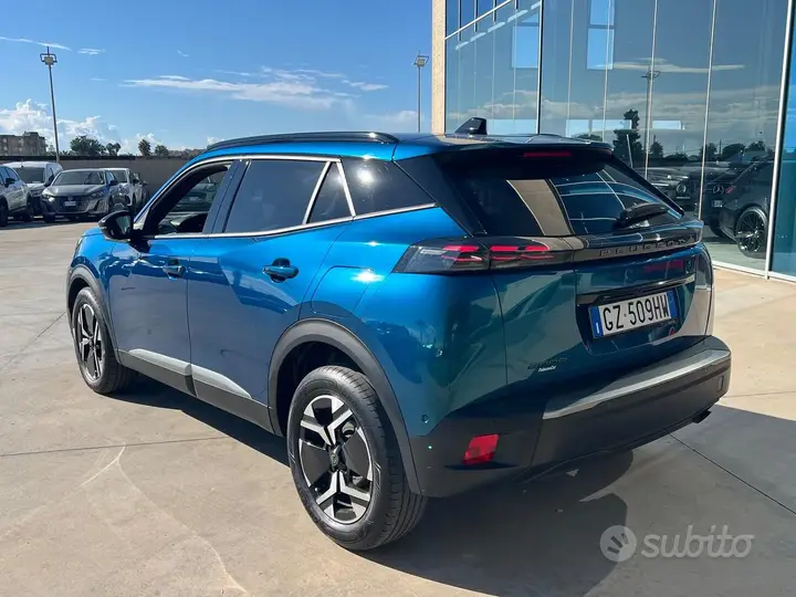Peugeot 2008 2025 photo 3