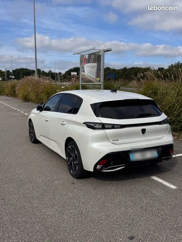 Peugeot 308 2022 photo 2