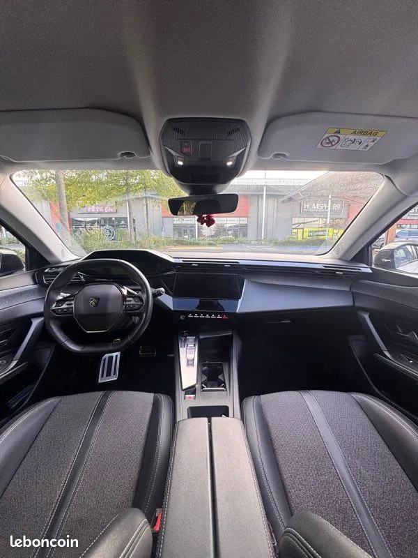Peugeot 308 2022 photo 3