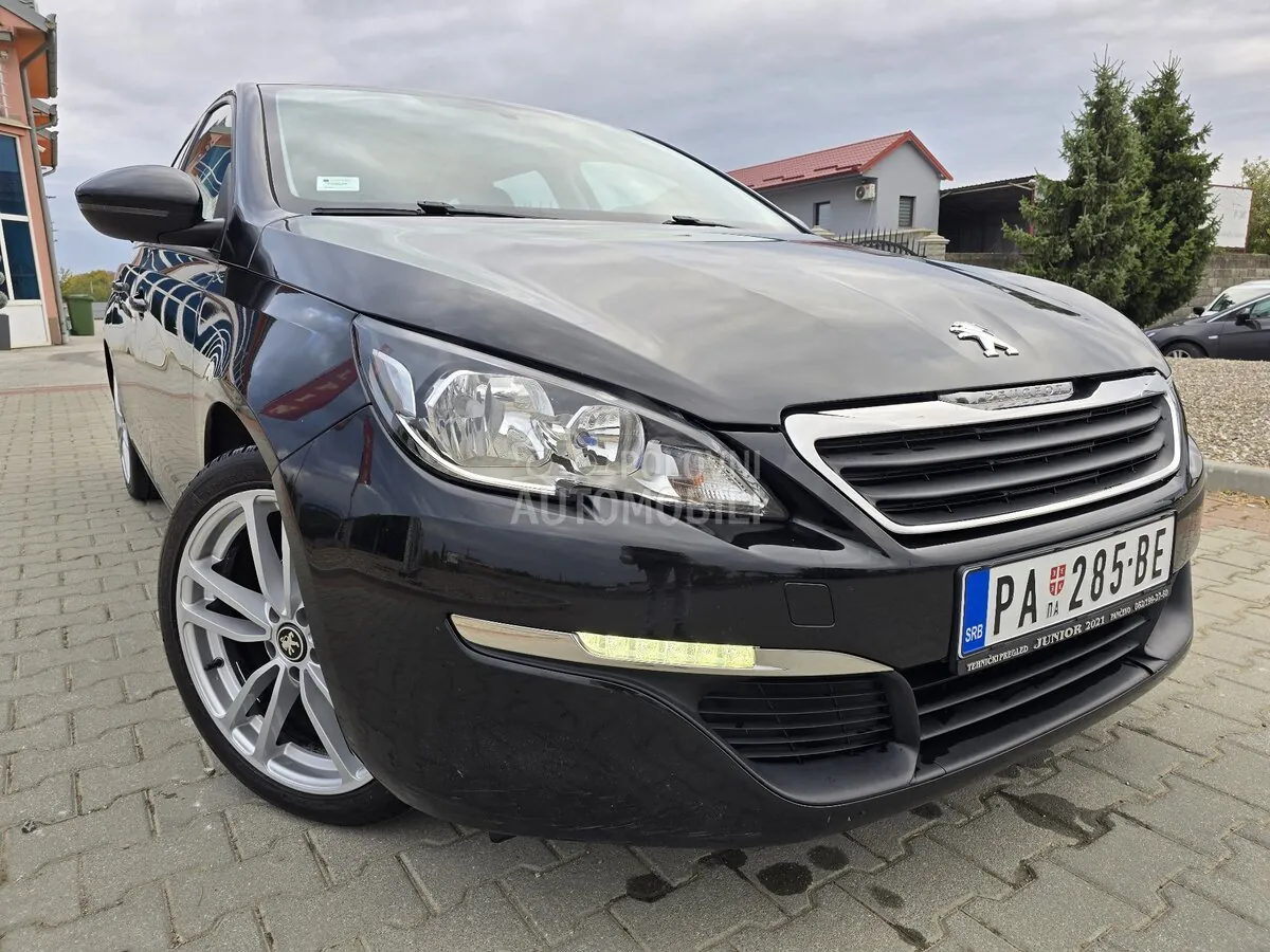 Peugeot 308 2014 photo 4