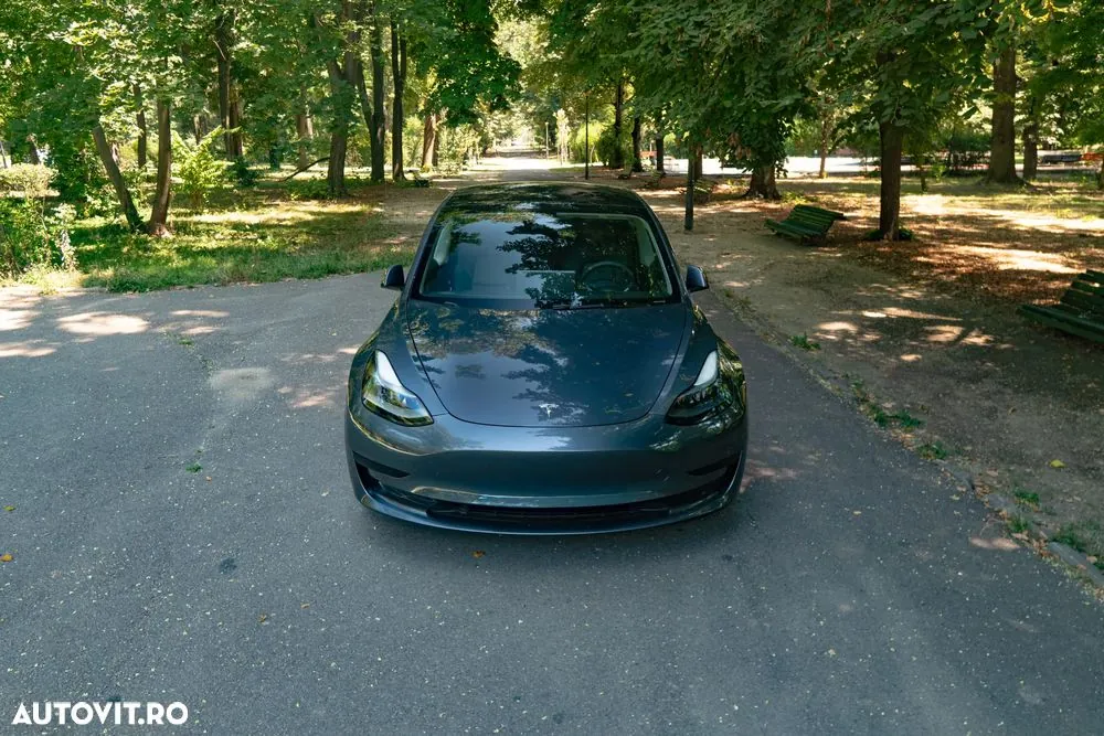 Tesla Model 3 2023 photo 5