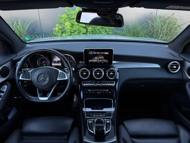Mercedes-Benz Glc 2018 photo 2