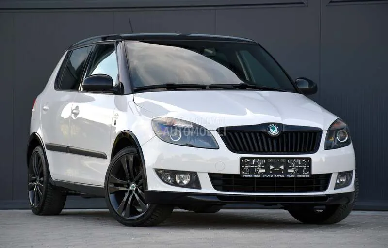 Skoda Fabia 2012 photo 2
