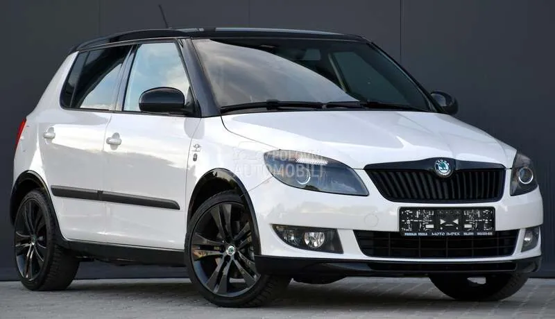 Skoda Fabia 2012 photo 4
