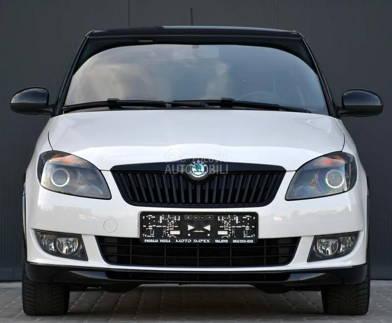 Skoda Fabia 2012 photo 5