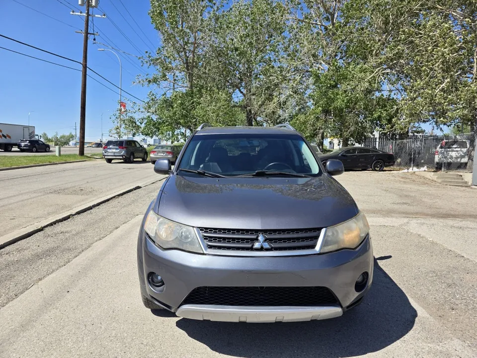 Mitsubishi Outlander 2008 photo 2