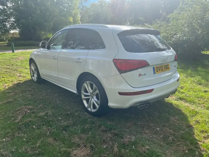 Audi Q5 2015 photo 4