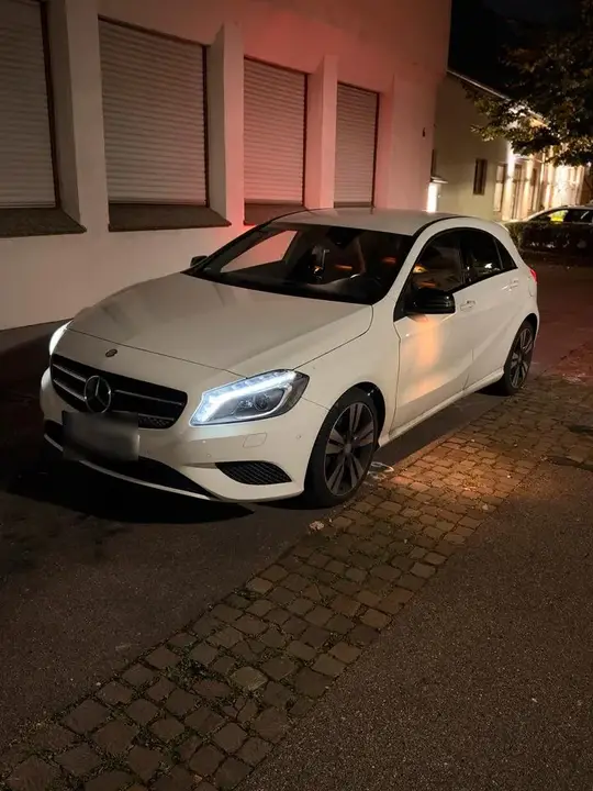 Mercedes-Benz A 200