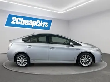 Toyota Prius 2015 photo 5