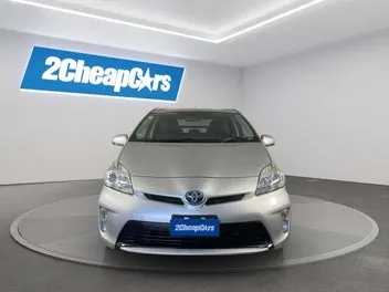 Toyota Prius 2015 photo 3