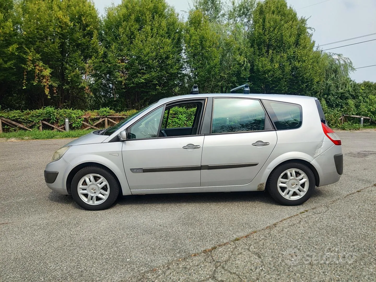 Renault Grand Scenic 2006 photo 4