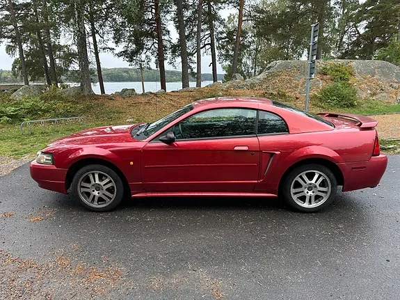 Ford Mustang 2002 photo 4