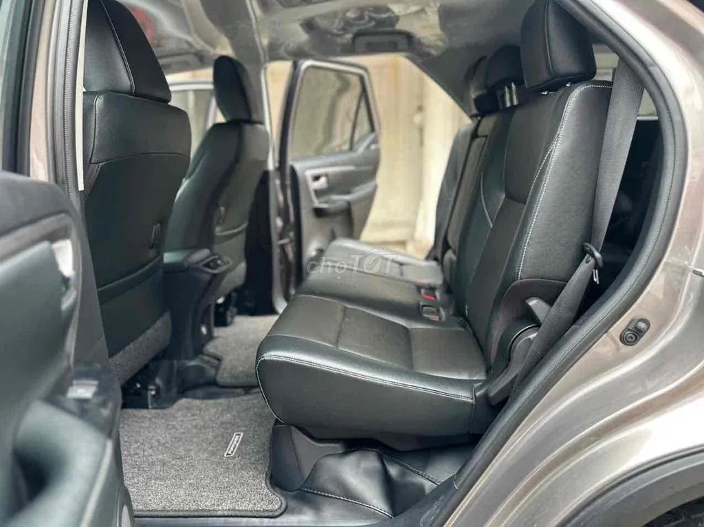 Toyota Fortuner 2024 photo 5