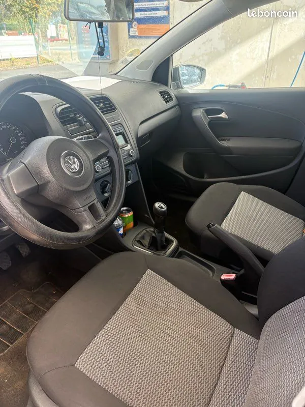 Volkswagen Polo 2011 photo 3