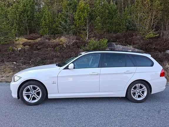 BMW 320D 2011 photo 3
